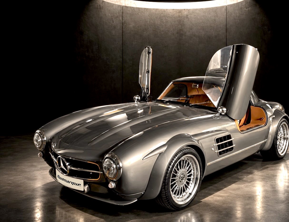 Graphite body with doors open